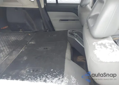 2007 Jeep Compass Sport z USA, uszkodzony, nr VIN 1J8FT47W07D204490